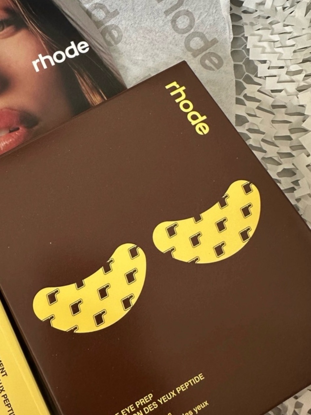 Rhode caramelized banana peptide Eye Prep Depuffing Eye Patches 6 pairs box
